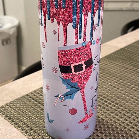 Stainless Steel 20 oz Christmas Tumbler. - Picture 1 of 5